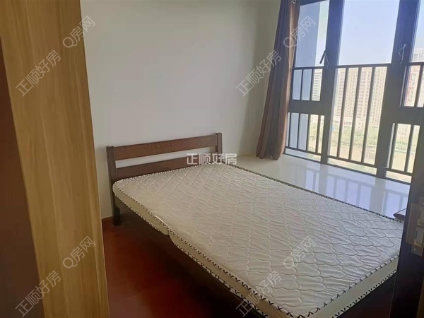 s34E4632E032540ADBE5DBB42D5E2CEE1.jpg
