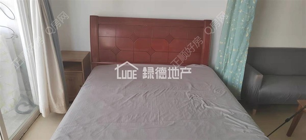 s9A46E13E53024B668A1AB157F566B66B.jpg