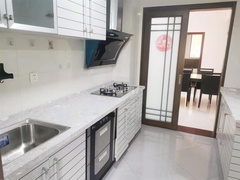 sA10AB99BE43E482DB6F7CCB0AF85776B.jpg