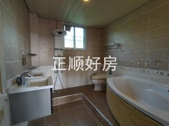 sC11F8BF1D20D4228B72FFBC9C715C0F0.jpg