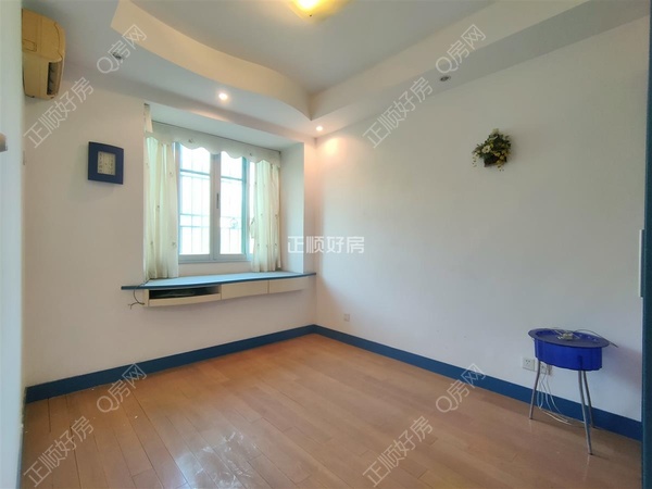 sD60DFAF8418B446B908617D1CA78B3EF.jpg