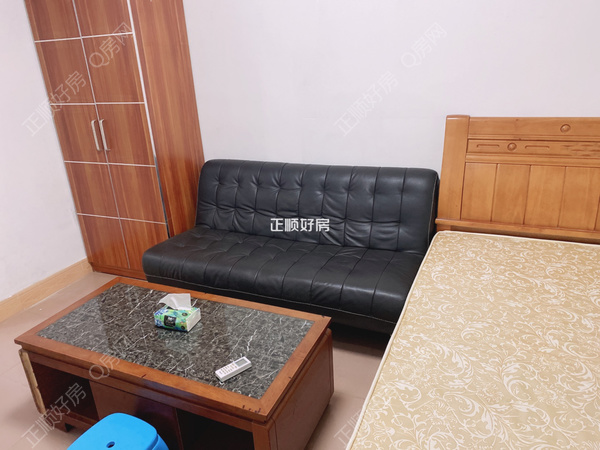 客厅