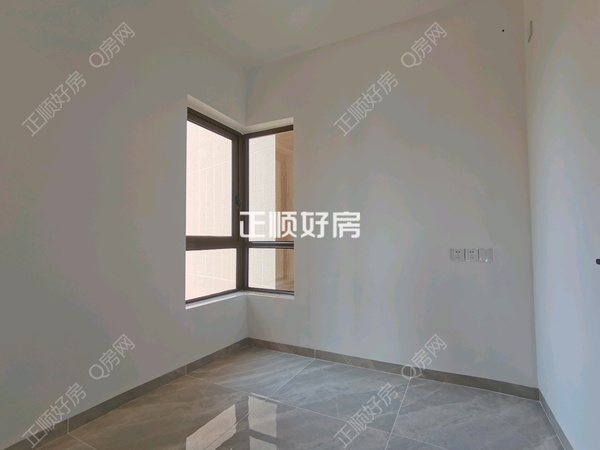 次卧