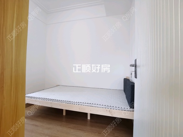 次卧