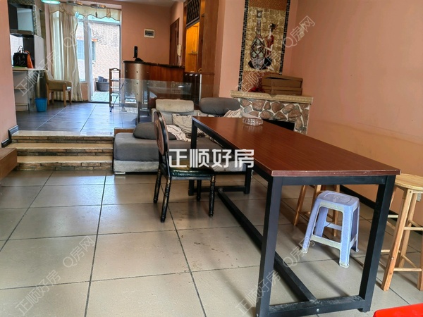 客厅