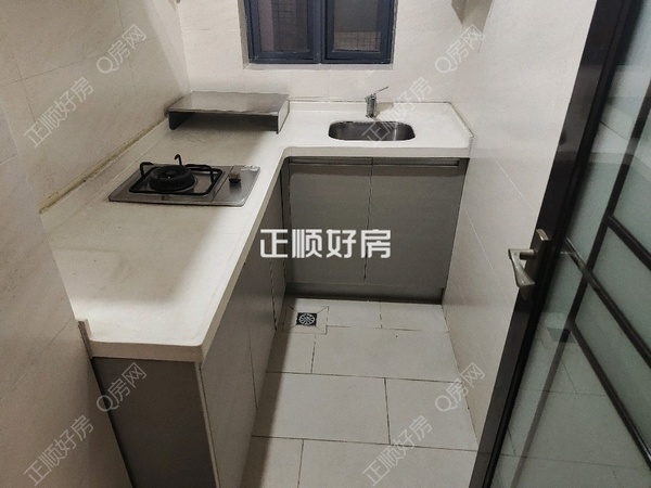 厨房