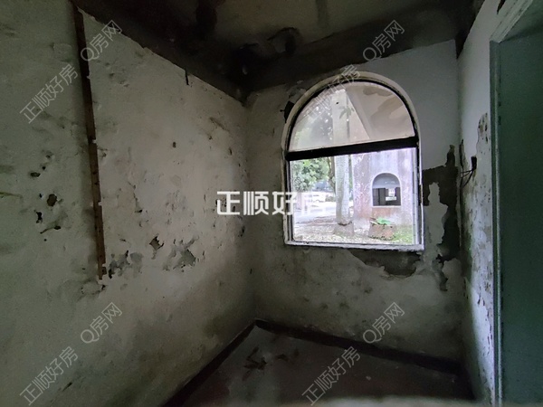 客厅
