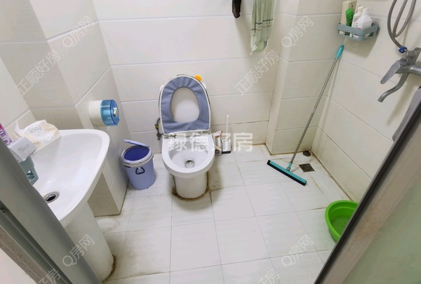 客厅
