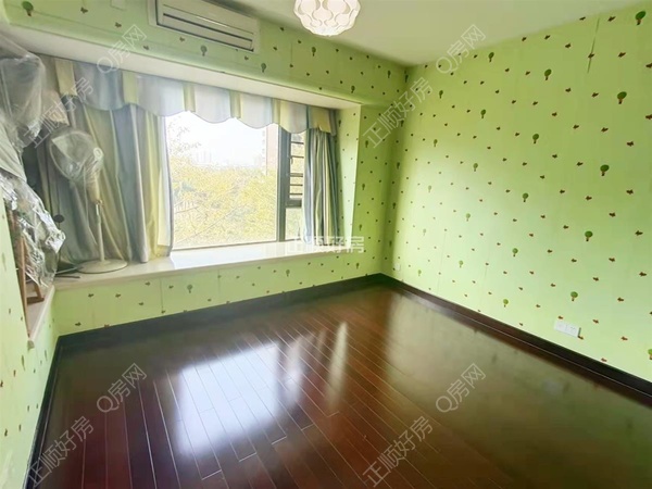 次卧