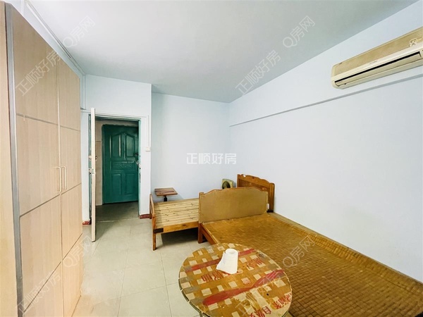 sB90DB7E502BD4C619C95FB256B5CABC7.jpeg