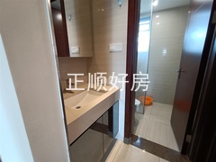 sE6336EC84A1140F98E792CED57275CE4.jpg