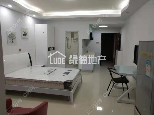 sE739D165CA8146789BE2494E9CEC3D34.jpg