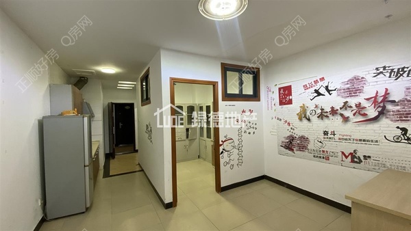 sFF296FF4D38C4B438C3E04F07BAB7414.jpg