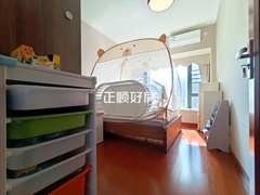 次卧