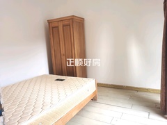 次卧