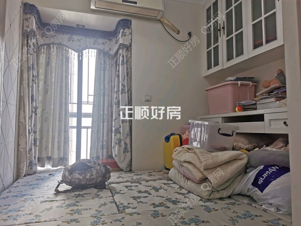 次卧