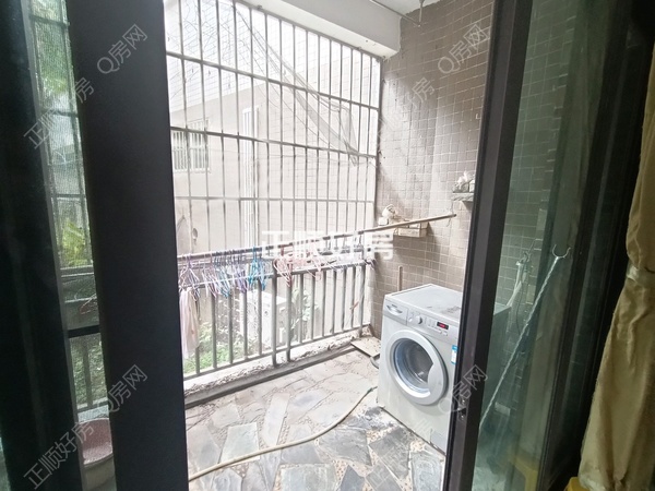 客厅