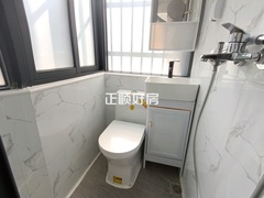 B房卫生间