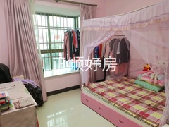 次卧