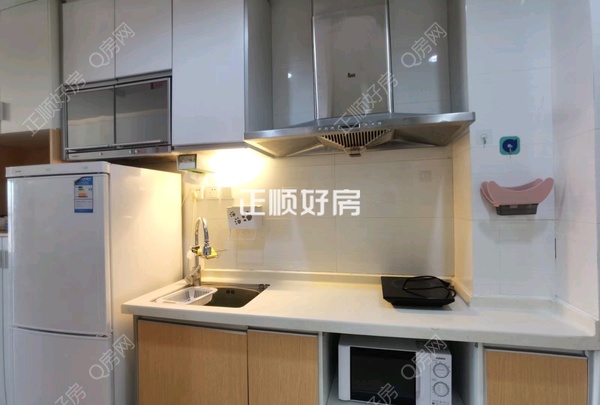 厨房