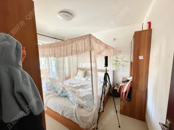 客厅