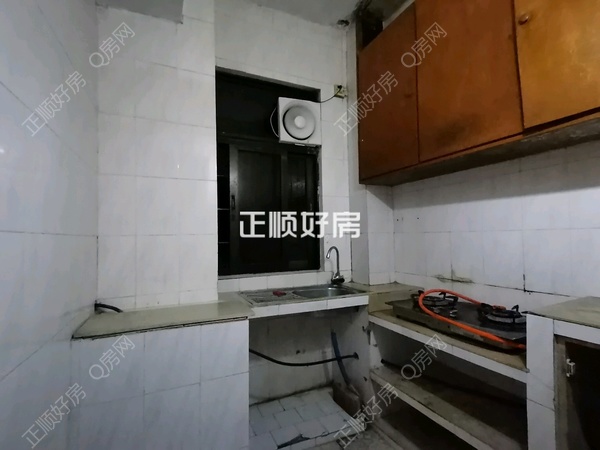 厨房
