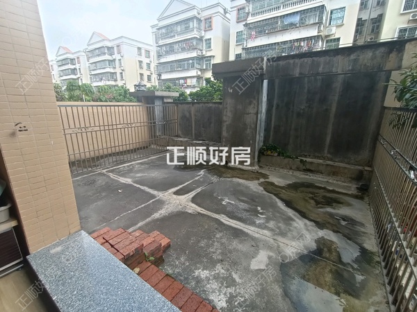 客厅