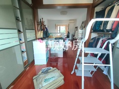客厅