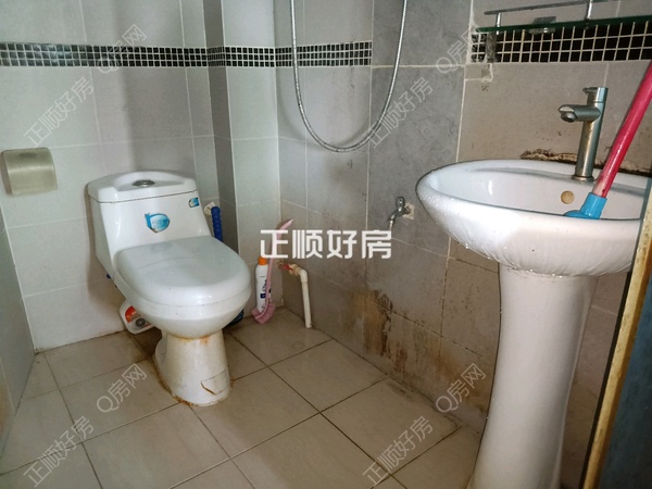 客厅