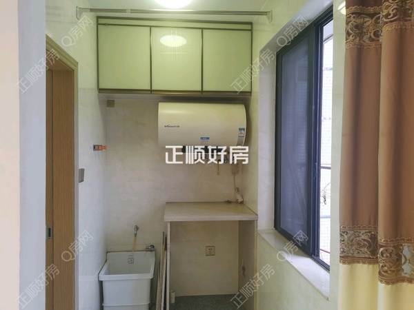 客厅