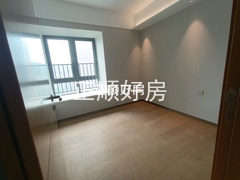 次卧