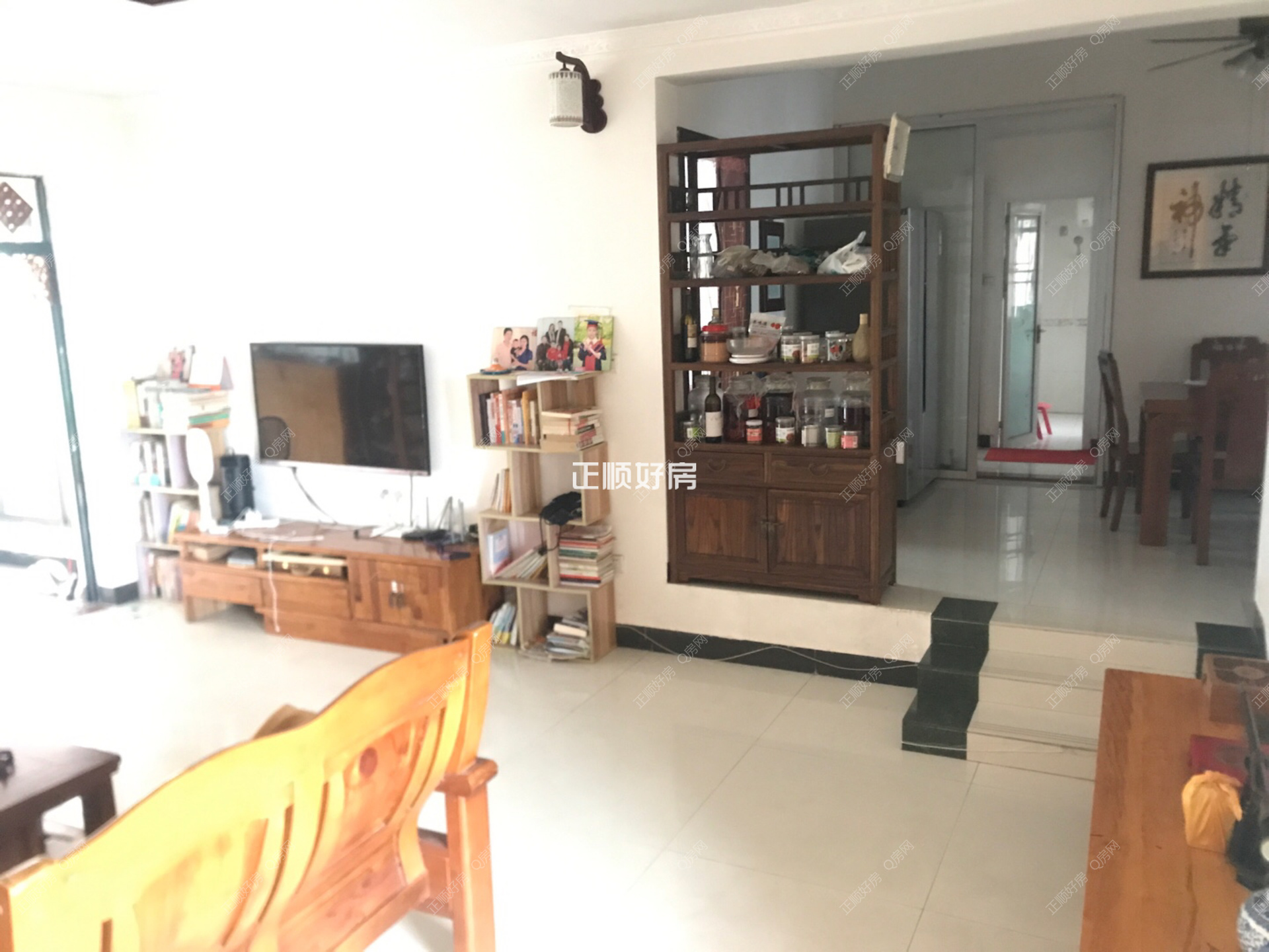 湖心路 湖星水岸华庭 一梯2户 电梯湖景精装4房 忍痛急售