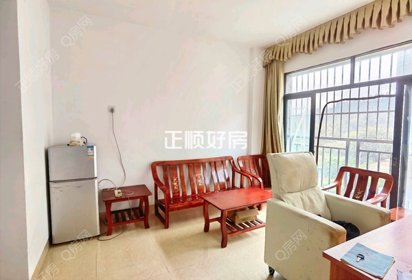 客厅