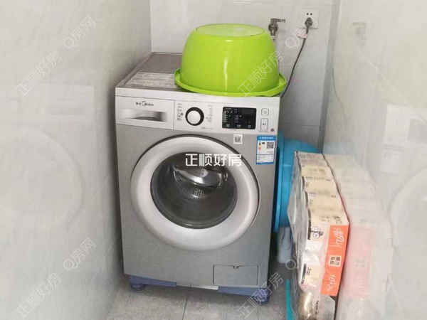 客厅