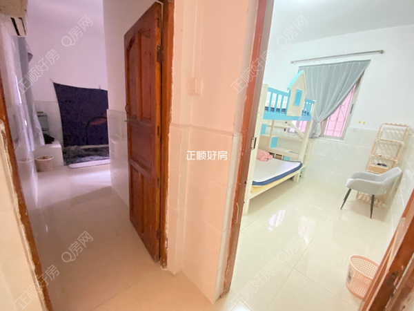 客厅