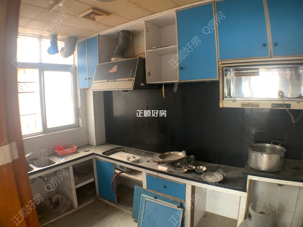 客厅