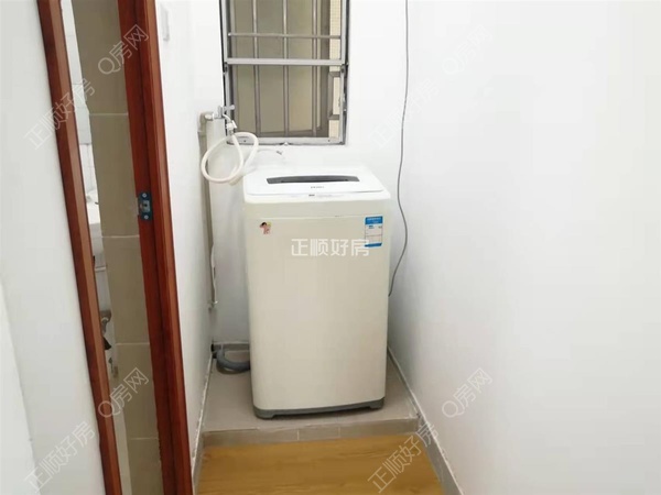 s18FC2EB59BC34D31A937A06248E2DA73.jpg