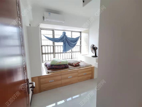 s33041258414240FF8DB1644244B00689.jpg