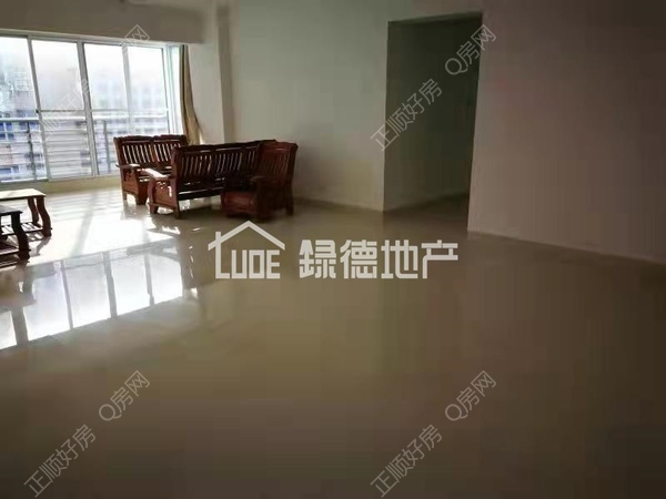 s3B12130FCF884D5589E377B076D7138E.jpg