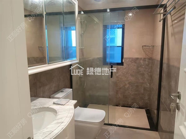 s408FD1CD47F94E53B58EC4840A53E190.jpg