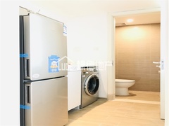 s4B686107ADAF4169898A9C0DA30AD6AE.jpg