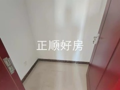 s56BE66B5A3174B958588F4E961F314E6.jpg