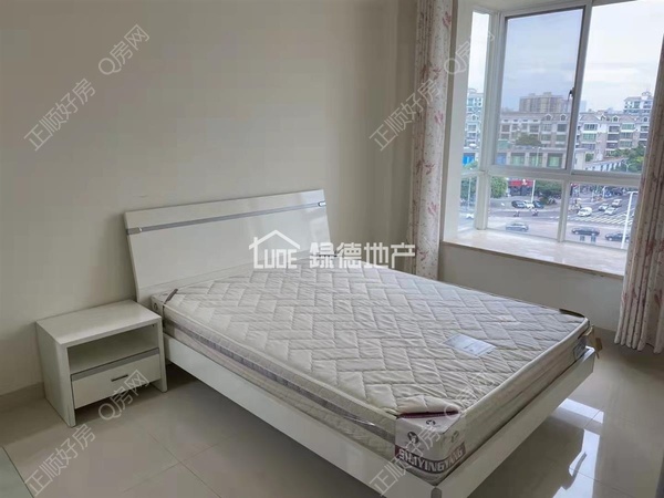 s671314229B8B4BD4A899DAF8EDC7E4CD.jpg