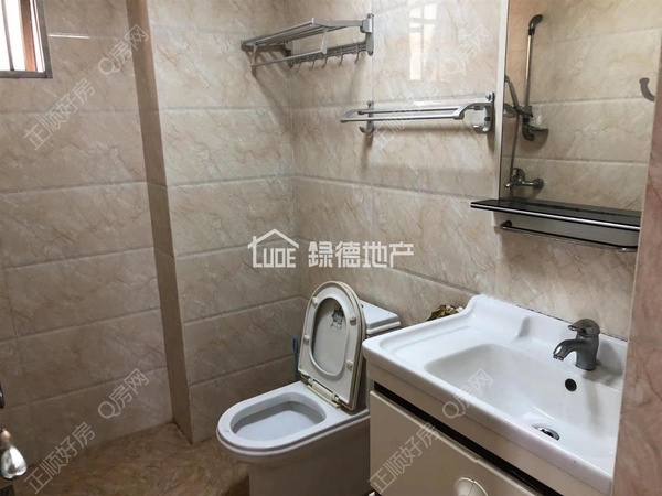 s79D6AB812FA944FABD145F10D1C109E8.jpg