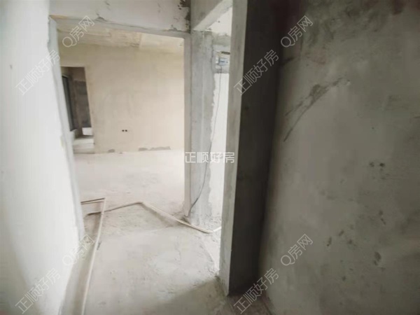 sB33B8B0CAF9B44DA8FB56A378C641EAE.jpg