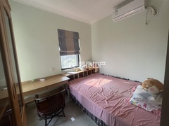 sCB526E7181654B348CA2220786940E01.jpg