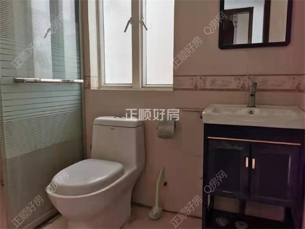 sDBEC05509CD84AE2B73DCCB2A6D1BBF3.jpg