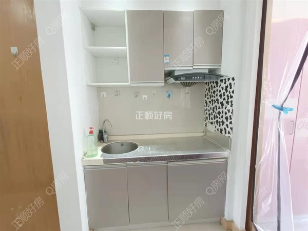 sE056180702934268AD4B3D0141957CA9.jpg