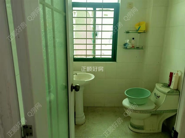 sE078138B464F4BD38F7E23B366CB5186.jpg