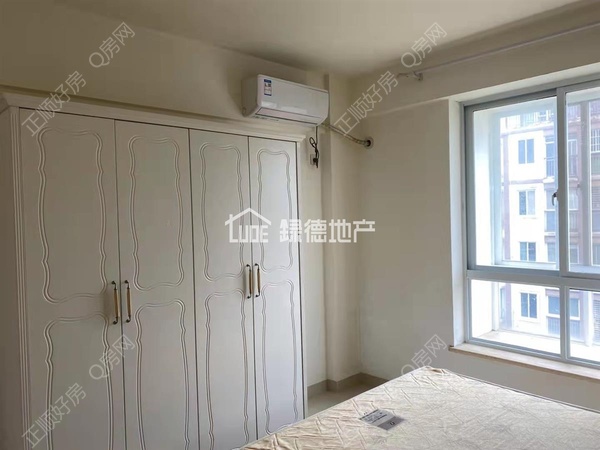 sE1436343C5254D529FEE128EA1B4BD98.jpg